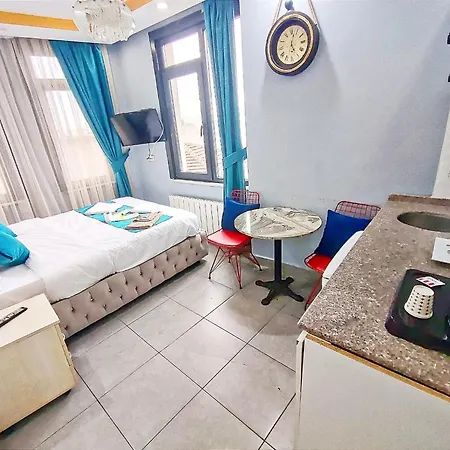 Taksim Luxurious Galata Hotel 公寓式酒店 3*